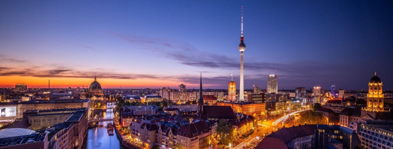 Akşam saatlerinde Berlin şehir manzarası