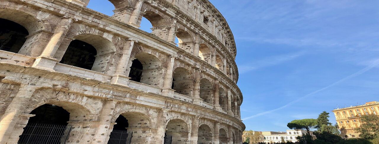 Kolezyum Roma — Italya universite burslari