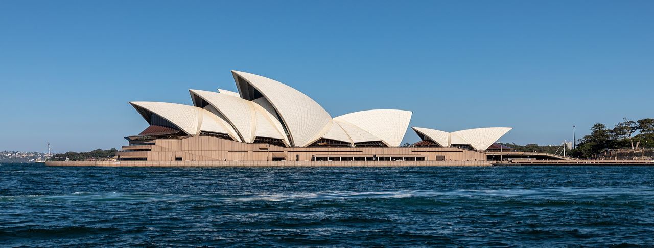 Sydney Opera Binasi — Kanada mi Avustralya mi