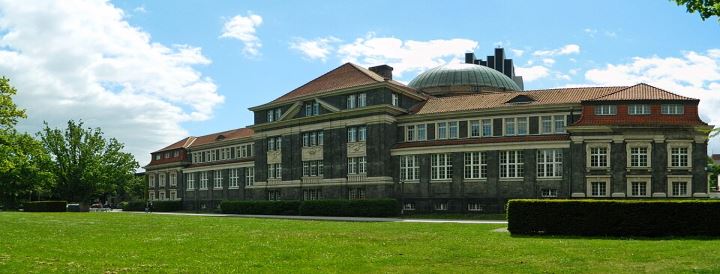 Universität Hamburg (University of Hamburg)
