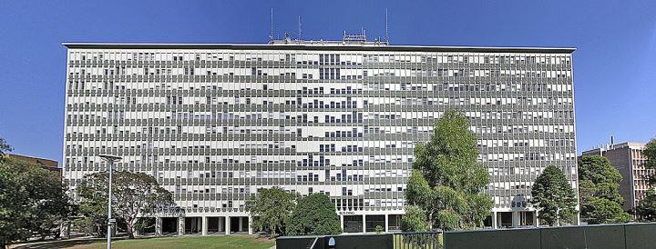 Monash University (Monash Üniversitesi)