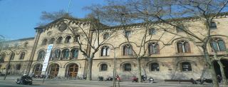Universitat de Barcelona (Barcelona Üniversitesi)